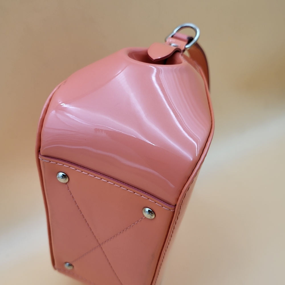 Louis Vuitton Monogram Vernis Pasadena, Authentic w/COA.. - Picture 15 of 16